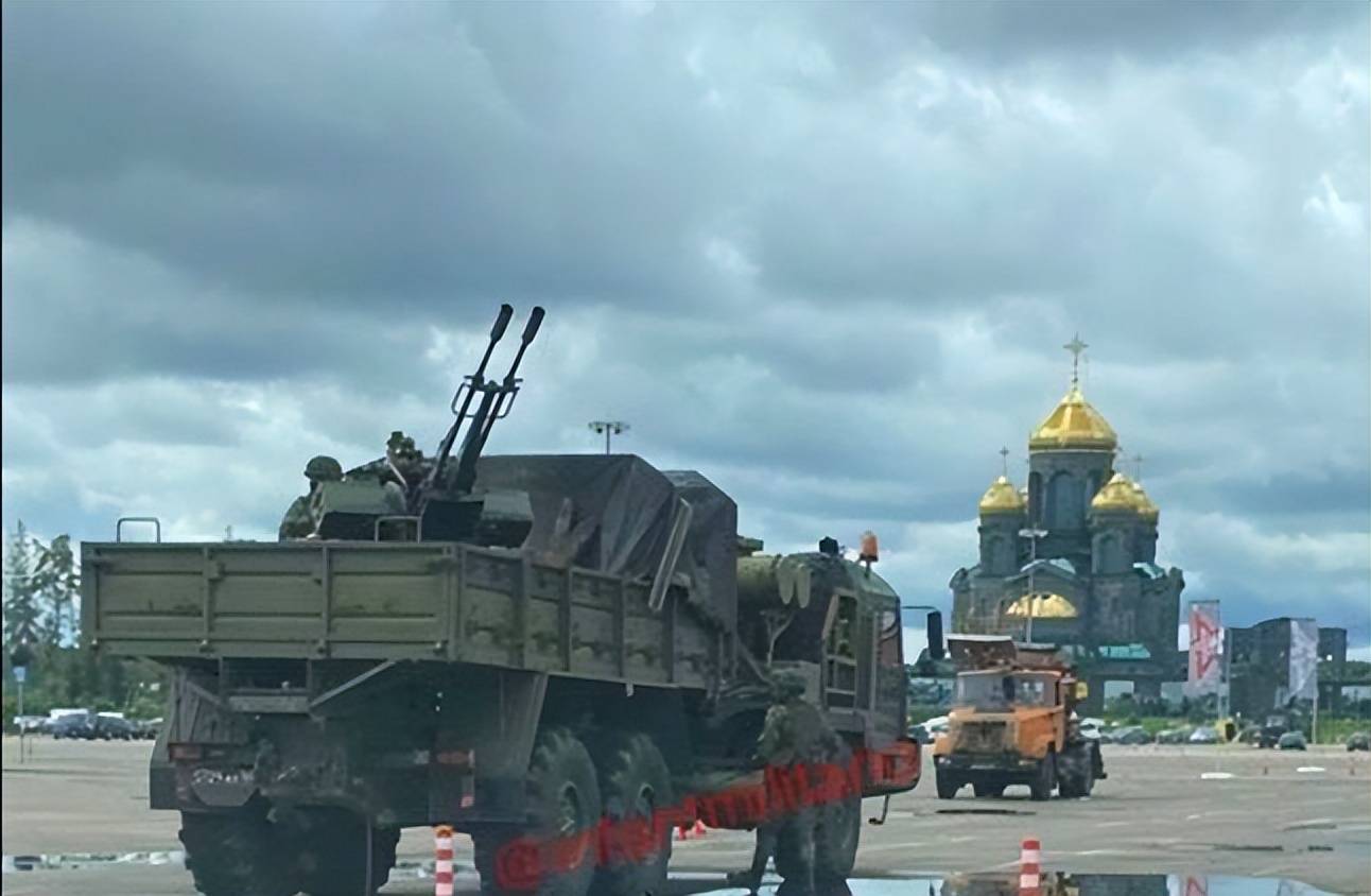 皇冠信用網登123出租
_亚速营司令暗示皇冠信用網登123出租
，乌克兰将开打波兰：俄军与北约打一仗，才是目的