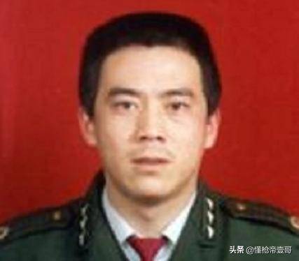 皇冠信用网在线申请
_无间道?山西警察中队长抢运钞车皇冠信用网在线申请
,被同事百发子弹乱枪击毙