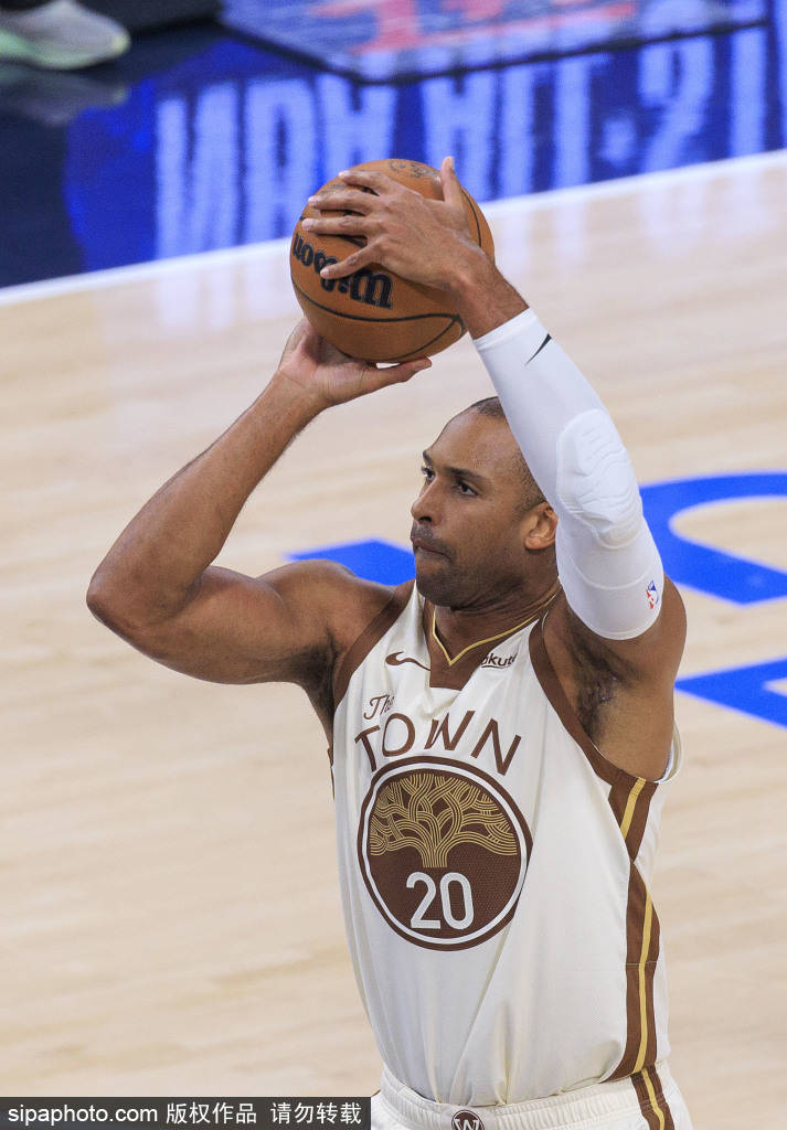 皇冠信用网代理申请_快船伤情更新：詹姆斯-哈登为何无缘对阵勇士皇冠信用网代理申请？