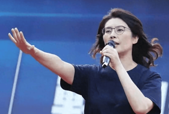 皇冠信用网代理_国民党刚抵京皇冠信用网代理，郑丽文就收到噩耗，赖清德支持率飙升，萧旭岑亮出底牌