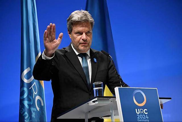 如何申请到皇冠信用网 _120架飞机订单到手如何申请到皇冠信用网 ，默茨访华刚带回大礼，德国财长就对中国变脸