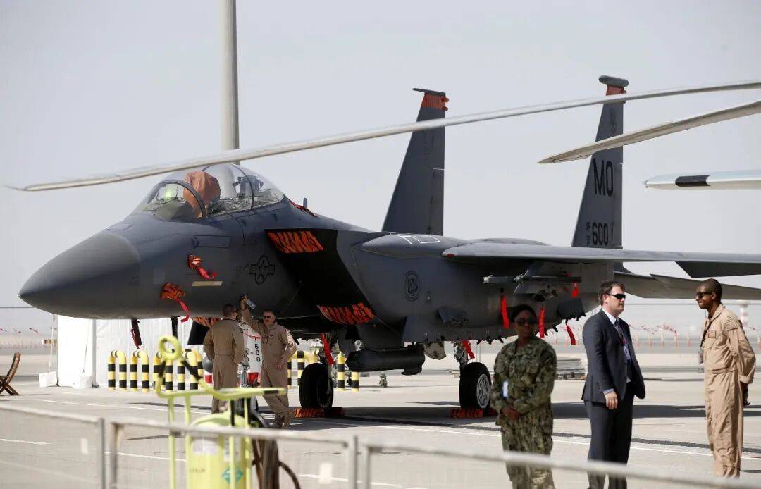 皇冠信用网账号注册_美军营救飞行员更多细节披露：在伊境内秘密修跑道皇冠信用网账号注册，特朗普放弃高尔夫看营救